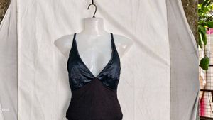 1435. Black Sculpting Bodysuit