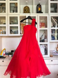 Elegant Red Strapless Gown