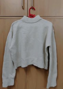 Beige Woolen Crop Top With Bell Sleaves