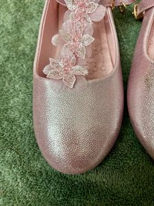 Babyhug Sparkly Pink Shoes