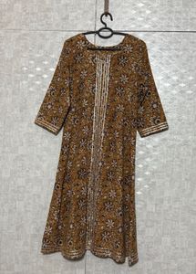 Beautiful Floral Print Kurta Set