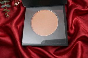 🤎 SUGAR Contour De Force Mini Bronzer - Woody Won