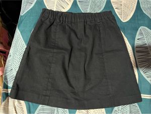 (sold through ig)Classic Black A-Line Skirt