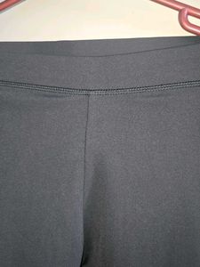 Gymwear Comfortable Black Activewear Leggings