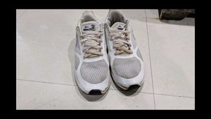 JQR Sports Shoes lightly scratch u can see