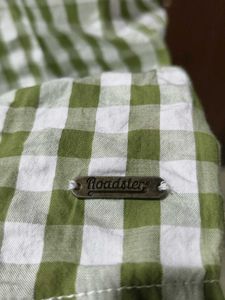 Checked Sleeveless Summer top