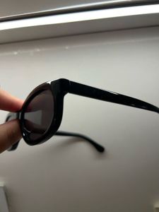 H&amp;M Classic Black Sunglasses