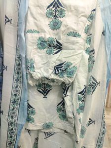 Blue Floral suite 3xl