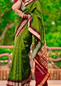 Elegant Green Saree with Ornate Border🤩😍