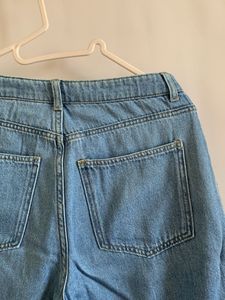 Light Wash Baggy Denim Jeans