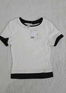 H&M Divided Basic T-Shirt size XS
