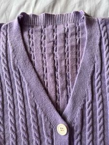 Lavender Cable Knit V-Neck Vest