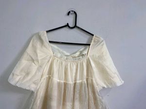 Cream Puff Sleeve Tiered Top