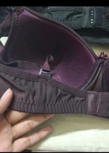 Comfortable Bra Set - Black &amp; Burgundy
