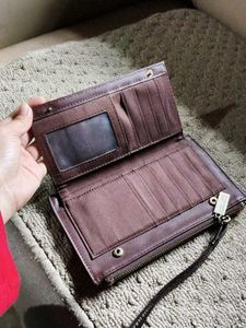Chic Croc Embossed Wristlet Wallet
