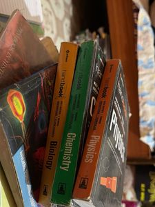 Arihant Handbook - Physics, Chemistry, Biology
