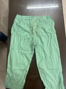 Capri Pants - Green