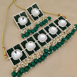 Pearl Chocker Sett No Offer Plz