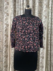 Floral Print Long Sleeve Top