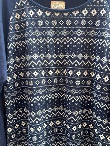 Cozy Navy &amp; White Fair Isle Sweater