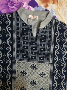 Stylish Grey Kurta with Leggings Set