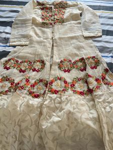 Elegant Embroidered Kurta Set