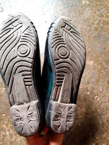 Black Pointed-Toe Flats