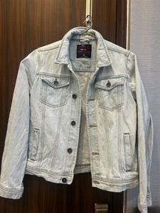 Roadster Women Denim Jacket (Size - M)