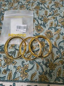 Y2K Gold Bangle Stack