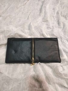 Classic RFID Black Zipper Wallet