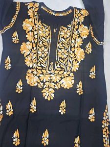 Elegant kashmiri kadhai Black Kurta Set