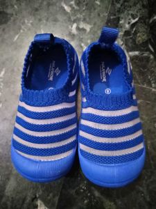 Cute Blue Striped Baby Shoes In Size 8