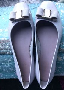 Designer Ballet Flats with Bow Accent