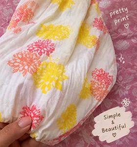 Flowy Floral Pattern shorts 🩳