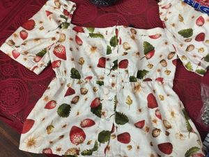 Cute Strawberry Print Puff Sleeve Top