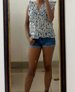 Blue Floral Print V-Neck Top