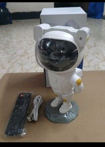 Astronaut Projector Lamp with Remote
