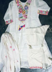 Embroidered White Kurta Set with Dupatta