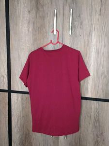 Men Maroon Tshirt