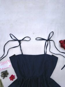 Chic Navy Tie-Strap Peplum Top🫶🏻