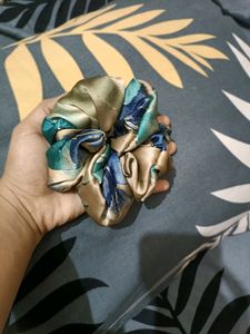 Big Floral Scrunchie