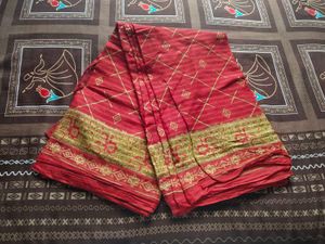 Beautiful Red Saree with Golden Border♥️✨🔥
