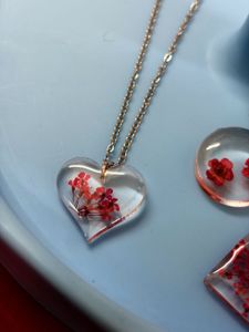 1 - Handmade Dried Flower Resin Pendants