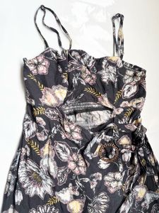 Chic Floral Print Mini Dress