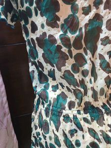 Leopard Print Tunic Top with Lace Trim