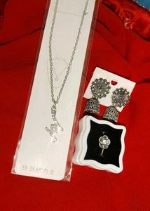Elegant Jewelry Set