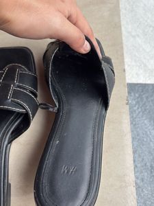 Black H&amp;M Slides