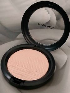 MAC Extra Dimension Skinfinish Highlighter ❤️😍