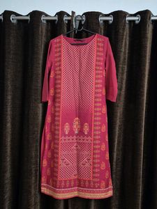 Elegant Pink Printed Kurta