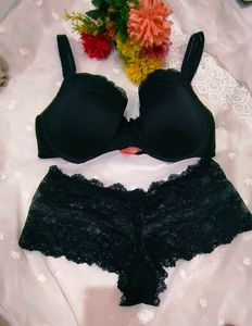 Elegant Black Lace Bra & Panty Set